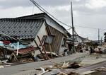 　石川県珠洲市の倒壊した家屋＝１８日