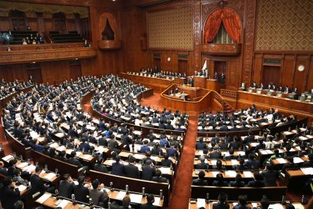 　開かれた衆院本会議＝２日午後