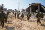 　イスラエル軍がパレスチナ自治区ガザで行う地上作戦＝５日（イスラエル軍提供、ＡＰ＝共同）