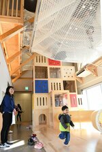 天候に左右されずに遊べる屋内キッズスペース＝１６日、北栄町国坂の道の駅ほうじょう