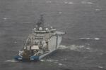 　海底パイプラインが損傷した海域付近で警戒に当たるフィンランド当局の艦艇＝１１日（ロイター＝共同）