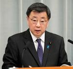 　記者会見する松野官房長官＝４日午前、首相官邸