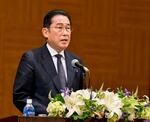 　広島市で記者会見する岸田首相＝６日午前