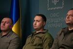 　ウクライナ国防省のブダノフ情報局長（中央）＝２０２２年９月（ゲッティ＝共同）