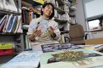 　ロシアの絵本の魅力を語る藤原潤子さん。作品を出版社に持ち込んでも、断られることが何度もあった