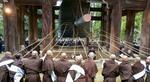 　大みそかの本番を前に、京都市の知恩院で行われた除夜の鐘の試し突き＝２７日午後