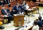 　参院予算委の集中審議で答弁する石破首相＝１７日午後