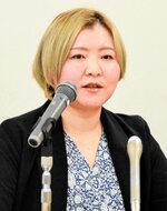 参院選で訴える政策を発表する亀谷氏＝６日、松江市殿町の島根県民会館