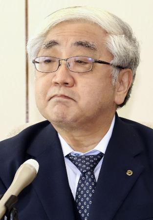 　秋田県鹿角市の関厚市長＝１月２４日