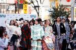 　渋谷ファッションウイークの初日に行われた路上ランウェイショー「ＳＨＩＢＵＹＡ　ＲＵＮＷＡＹ」＝２２日、東京・渋谷（提供写真）