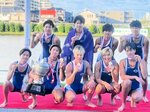 男子エイトで優勝した中大の竹山（前列右から２人目）と結城（後列左）＝戸田ボートコース