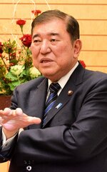 今夏の参院選は「風だけでは勝てない」と語る石破首相＝昨年１２月２４日、首相官邸