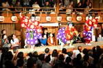 満員の観客を魅了した昨年９月の永楽館歌舞伎の様子