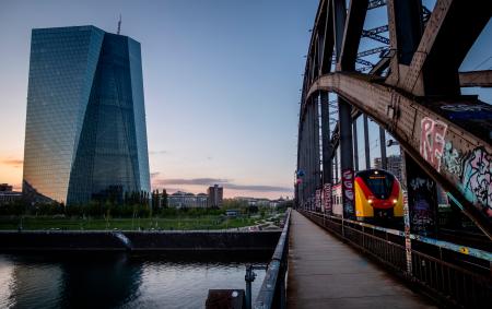 　欧州中央銀行（ＥＣＢ）の建物＝２３年５月、フランクフルト（ＡＰ＝共同）