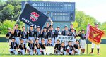 初優勝を飾った福米西スポーツ少年団＝どらドラパーク米子市民球場