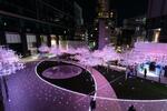 　新ランドマーク「渋谷サクラステージ」の屋外広場で始まったイルミネーション＝東京・渋谷（提供写真）