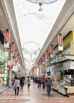 　新小岩ルミエール商店街＝東京都内