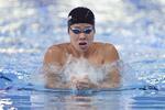 　男子２００メートル平泳ぎ予選　力泳する広島偉来＝ドーハ（共同）