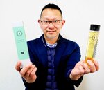 「ｓａｋｙｕ」ブランドのシャンプーをＰＲする寺田社長