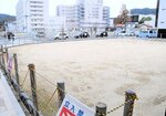 セブン―イレブンの出店が決まった旧市役所第２庁舎跡地＝１１日、鳥取市上魚町