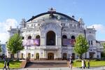 　キーウにある「ウクライナ国立歌劇場」（共同）
