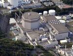 　日本原子力発電敦賀原発２号機＝７月、福井県敦賀市