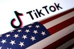 　米国の国旗とＴｉｋＴｏｋのロゴ＝２０日（ロイター＝共同）