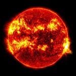 　米国時間１４日に観測されたＸクラスの強い「太陽フレア」（ＮＡＳＡ／ＳＤＯ提供）
