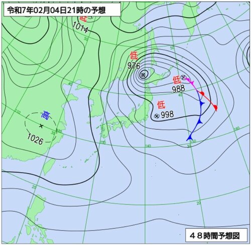 ４日午後９時の予想天気図（気象庁ホームページより）