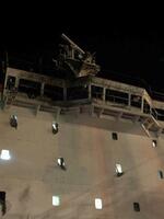 　オデッサ州の港でロシアからのミサイル攻撃を受けた民間貨物船＝８日（ロイター＝共同）