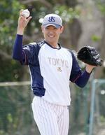 　開幕投手に決まったヤクルト・奥川＝神宮外苑