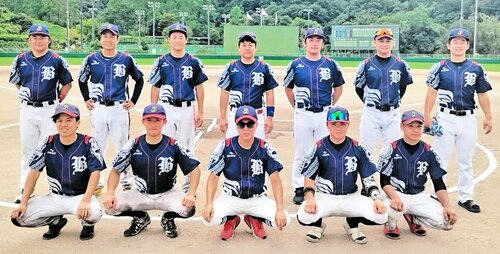 ２年連続２度目の優勝を飾ったミナトボッキーズ＝西伯カントリーパーク