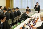 　自民党本部で開かれた外国人労働者等特別委員会＝５日午後、東京・永田町