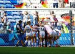 　五輪女子サッカーでスペインに勝利し銅メダルに輝いたドイツ＝９日、デシーヌシャルピュー（ロイター＝共同）