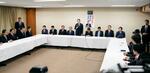 　自民党本部で開かれた政治刷新本部の初会合＝１１日午前、東京・永田町
