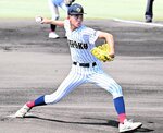 準決勝・米子北―鳥取城北　鳥取城北は先発田中勇が８回１失点の好投で勝利を引き寄せる＝ヤマタスポーツパーク野球場