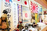 ２０２２年の特別展で展示された県立博物館所蔵の戦争遺品の一部（同館提供）