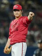 　７回１失点で４勝目を挙げた広島・床田＝松山