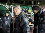 　サッカーＡＣＬＥで浦項に快勝し、笑顔を見せる長谷部茂利監督＝２月１１日、浦項（共同）