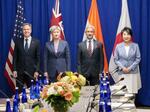 　２０２３年９月、「クアッド」の外相会合に臨む（左から）ブリンケン米国務長官、オーストラリアのウォン外相、インドのジャイシャンカル外相、上川外相＝ニューヨーク（外務省提供）