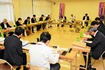 世界認定までの経過などが報告された臨時総会＝５日、新温泉町歌長のＪＡたじまみかた畜産事業所