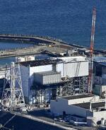 　東京電力福島第１原発２号機＝２月（共同通信社ヘリから）