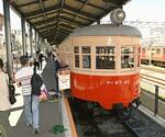 　九州鉄道記念館で展示されている、国の重要文化財に指定された「キハ０７４１」＝３０日午前、北九州市