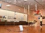 実物の漁具が展示されている会場＝１４日、鳥取市青谷町青谷のあおや郷土館