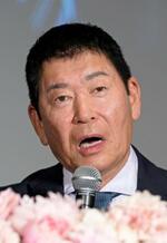 　記者会見する国際体操連盟の渡辺守成会長＝２４日午後、東京都港区