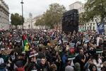 　英ロンドン中心部で実施されたパレスチナ支持派のデモ＝２１日（ゲッティ＝共同）