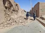 　アフガニスタン西部ヘラート州で地震によって崩れた壁＝７日（タリバン暫定政権提供・共同）