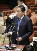 　１４日、衆院予算委で答弁する岸田首相