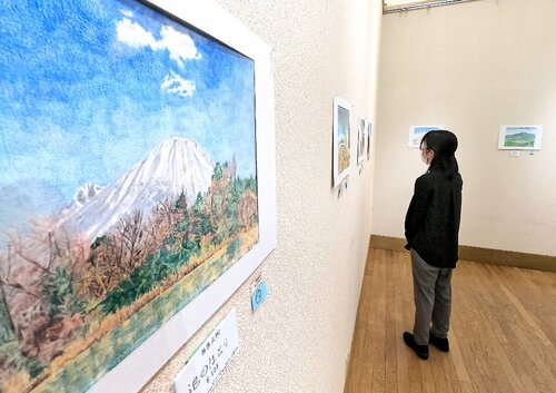 大山山系のさまざまな表情を描いた作品