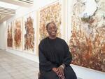 　アフリカ現代アートを紹介するギャラリー「ｓｐａｃｅ　Ｕｎ」創設者のエドナ・デュマさん＝東京・青山（（Ｃ）ｓｐａｃｅ　Ｕｎ）（提供写真）